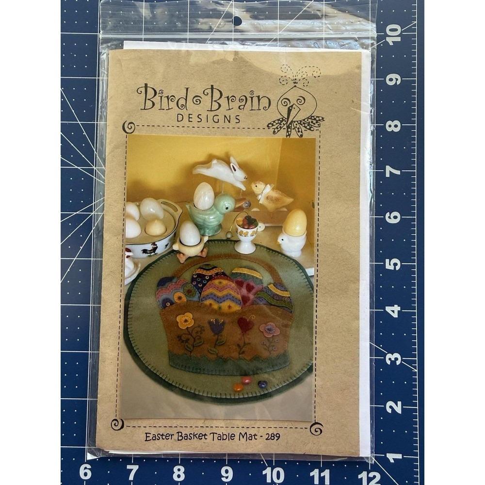 Bird Brain Designs 15" Easter Basket Table Mat Wool Appliqué Pattern Uncut
